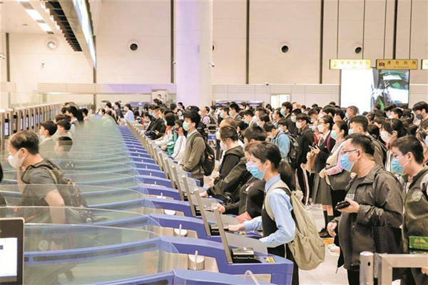 深港口岸全面復通應(yīng)對大客流丨鴻逸達防尾隨“立大功”